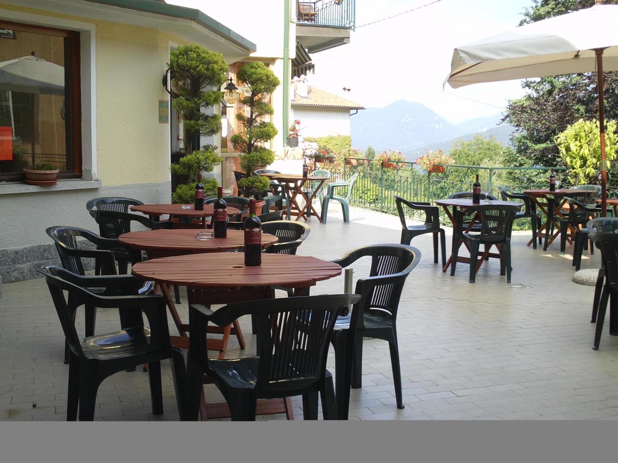 Budget Hotel Vittoria & Ristorante Marzio Екстер'єр фото